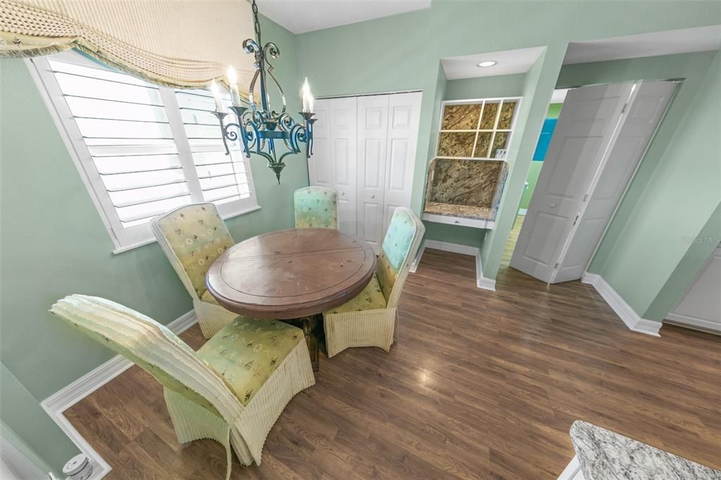 Chandelier, Dining room, Interior, Recessed Lighting, Wood Texture Flooring
