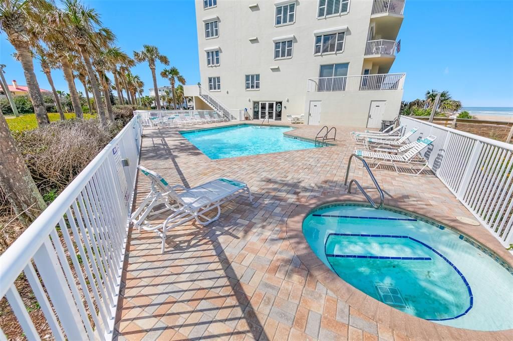 Exterior, Pool, Water