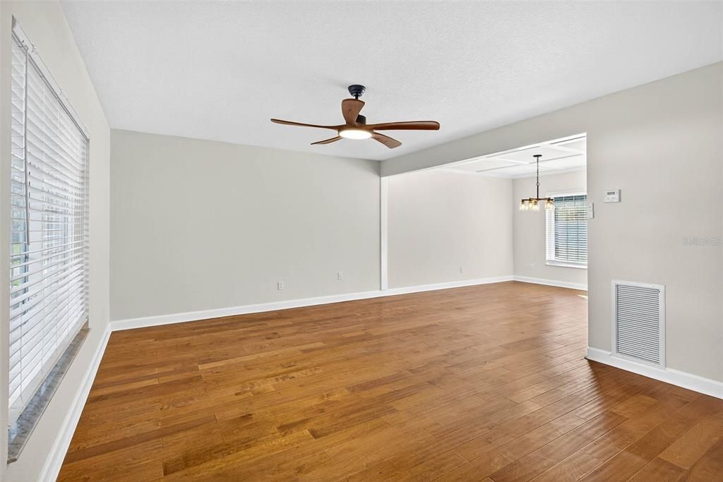 Empty room, Interior, Pendant Lights, Wood Texture Flooring