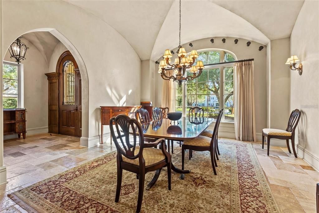 Chandelier, Dining room, Interior