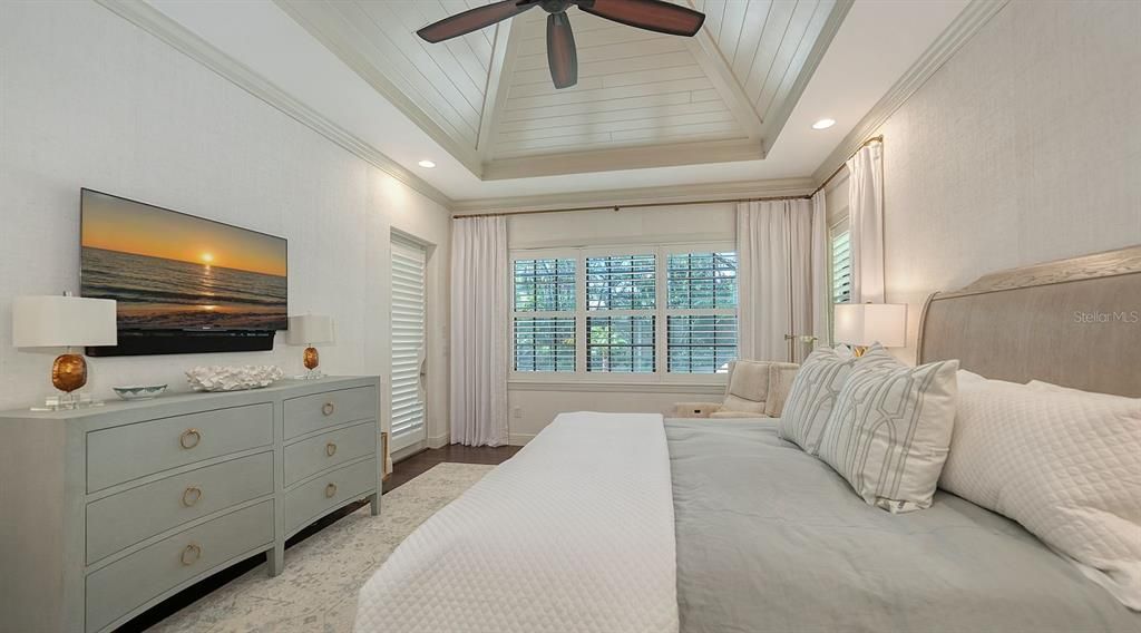 Bedroom, Interior, Recessed Lighting, Water