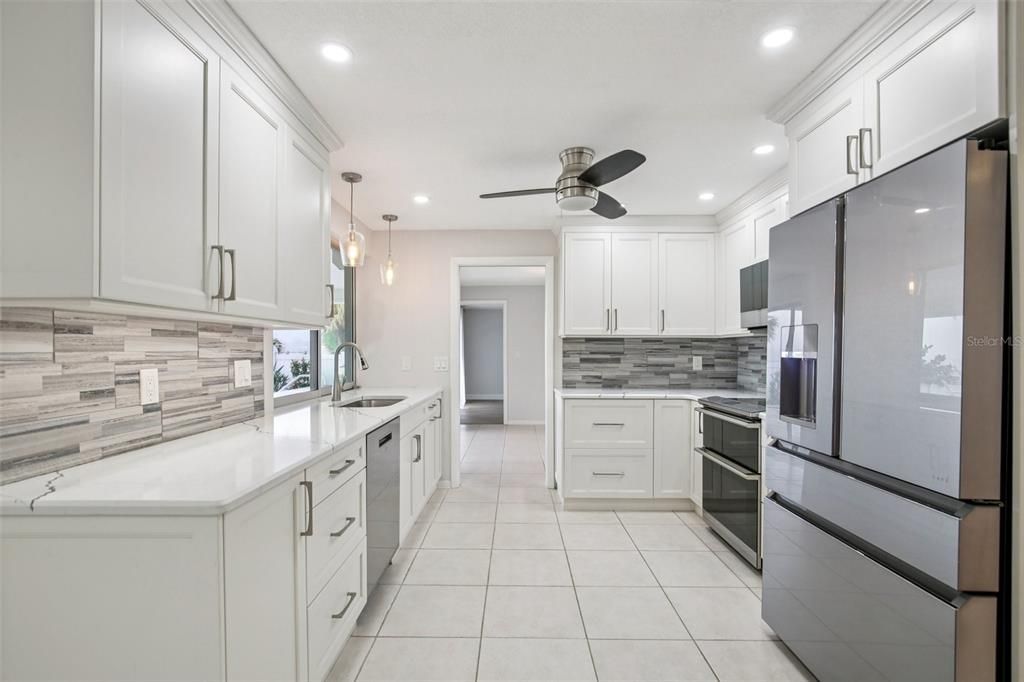 Interior, Kitchen, Pendant Lights, Recessed Lighting