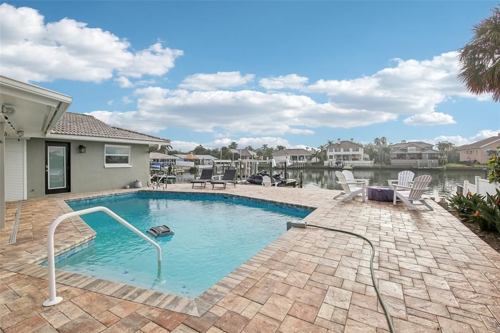 Exterior, Pool, Water