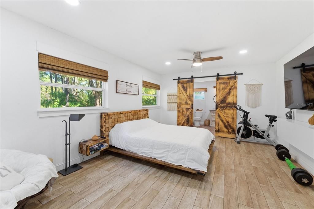 Bedroom, Fitness Equipment, Interior, Recessed Lighting, Wood Texture Flooring