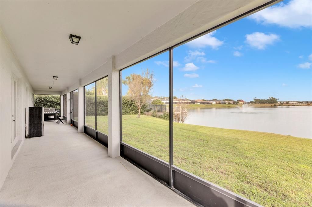 Interior, Sun Room, Water