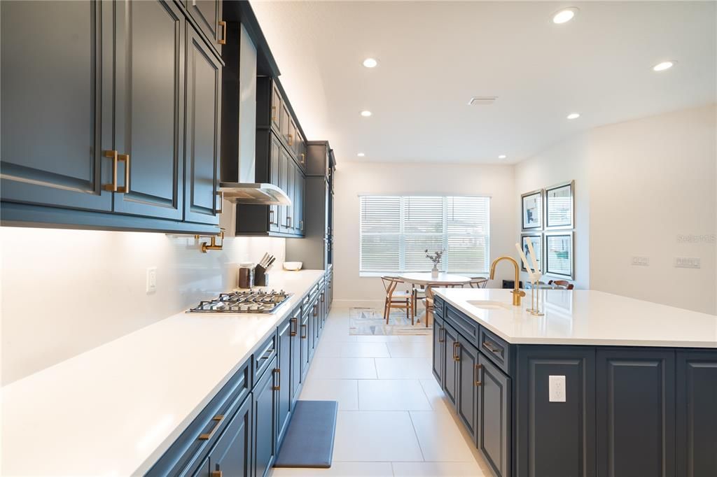 Dining room, Interior, Kitchen, Recessed Lighting