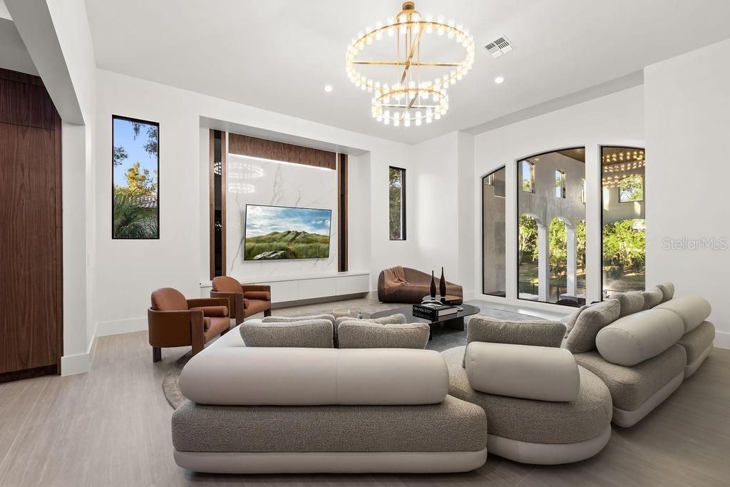 Interior, Living room, Pendant Lights, Recessed Lighting