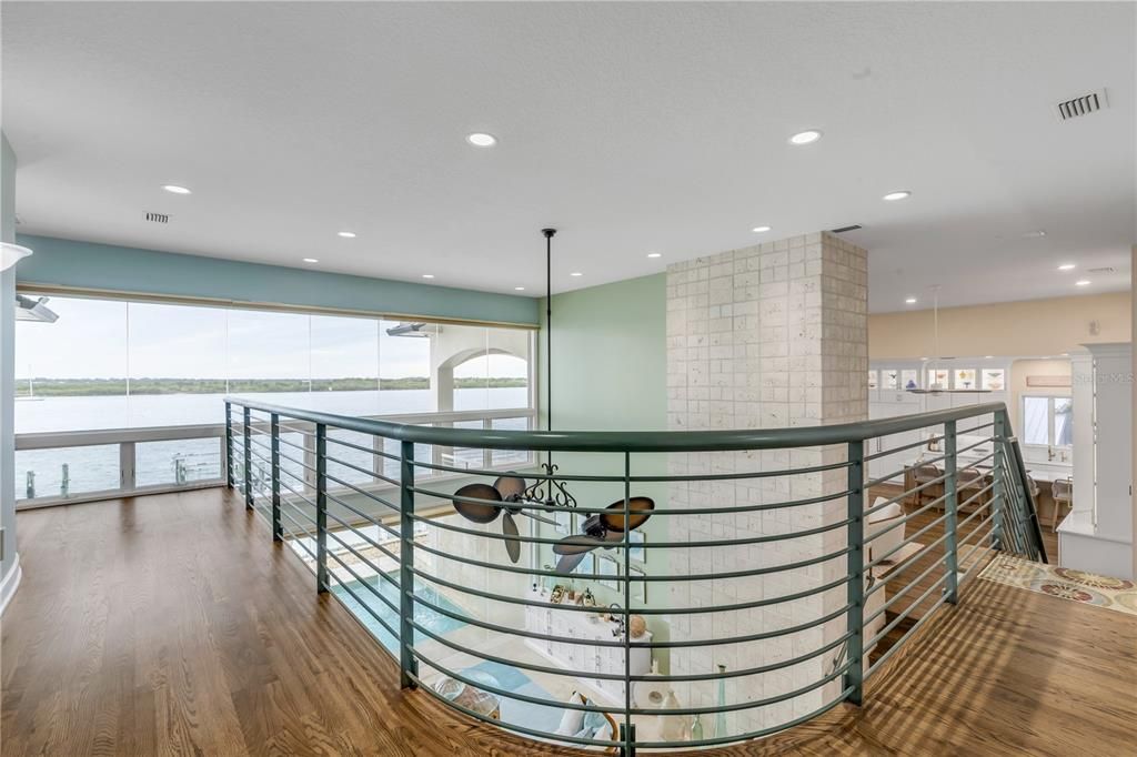 Interior, Pendant Lights, Recessed Lighting, Wood Texture Flooring