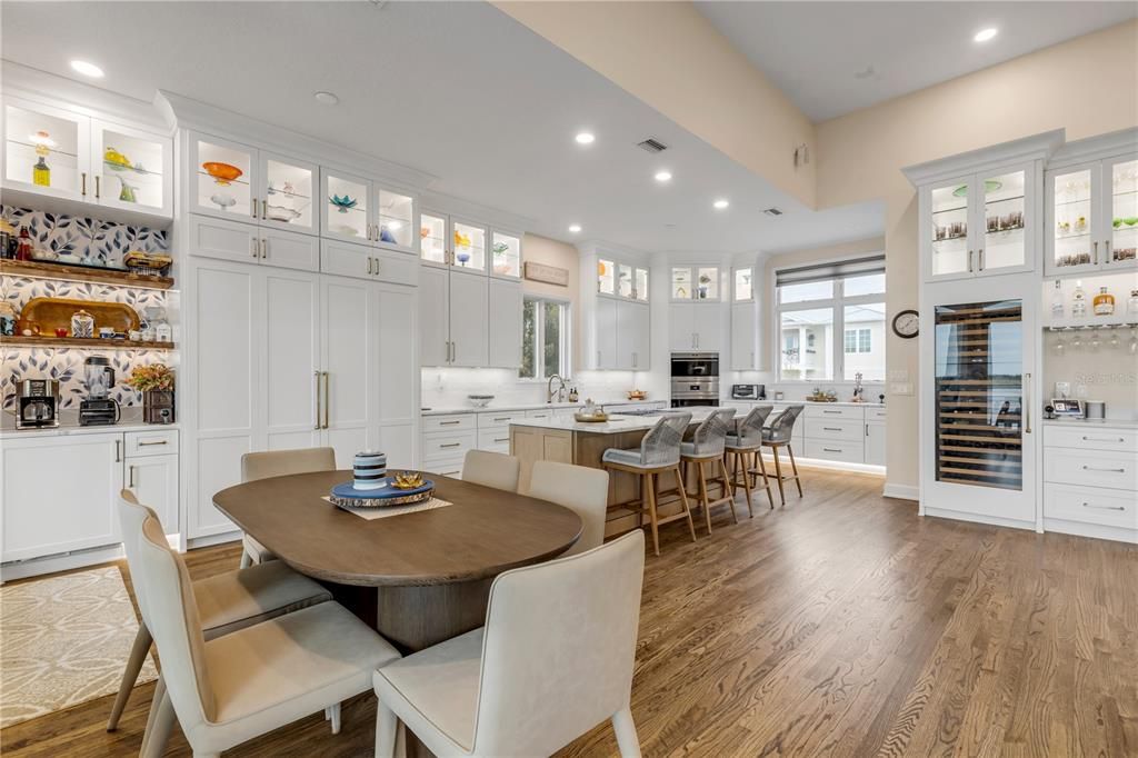 Dining room, Interior, Kitchen, Recessed Lighting, Wood Texture Flooring