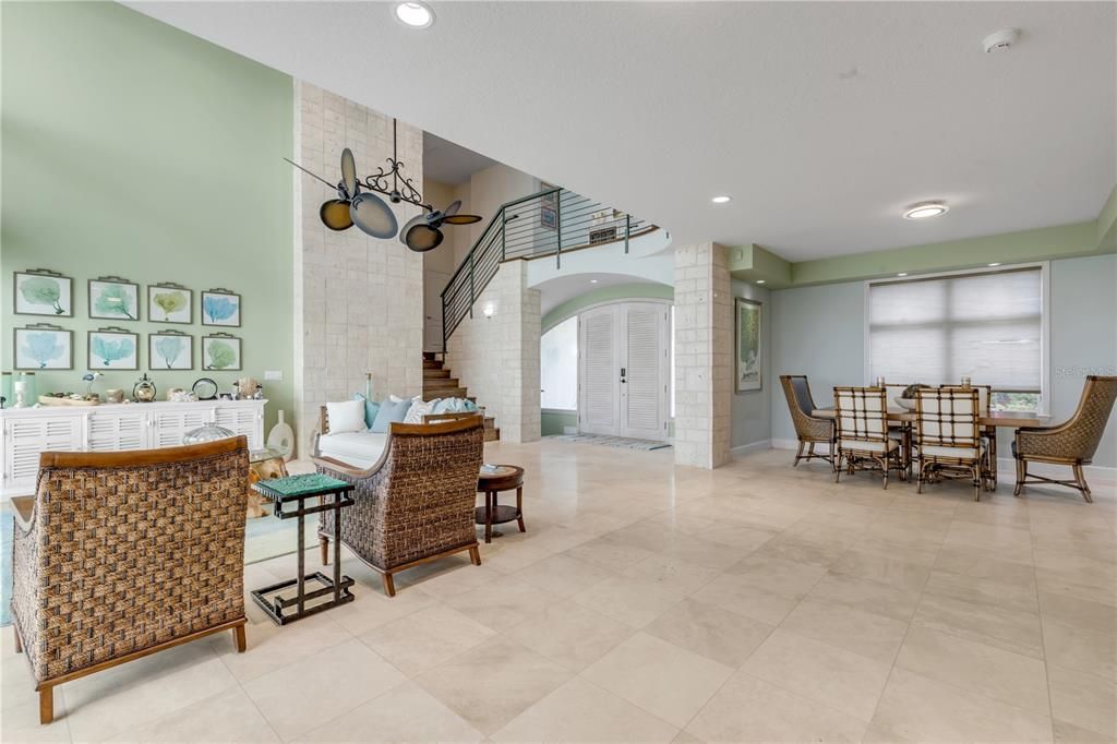 Dining room, Interior, Recessed Lighting