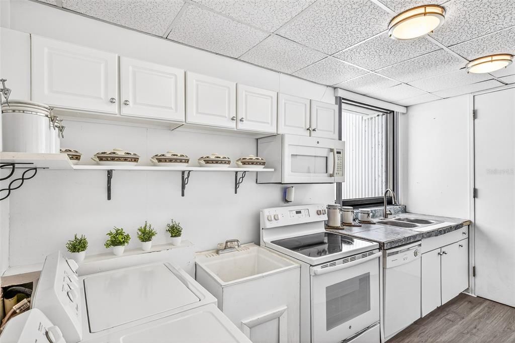 Interior, Kitchen, Wood Texture Flooring