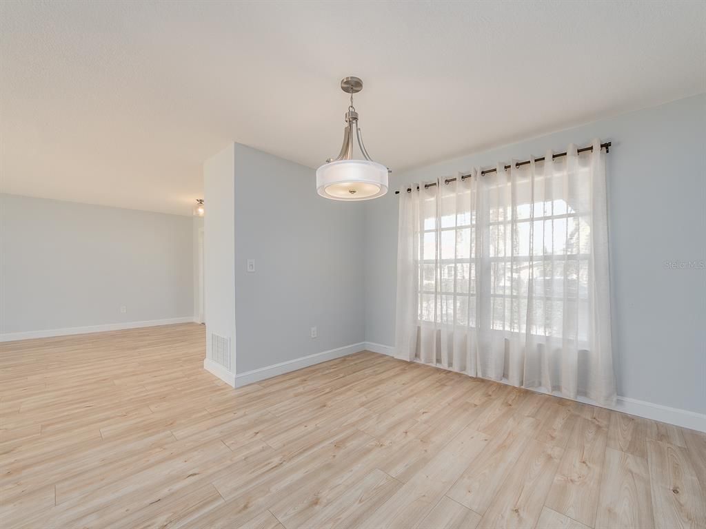 Empty room, Interior, Pendant Lights, Wood Texture Flooring