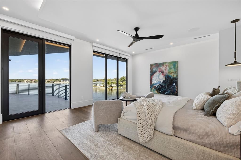 Bedroom, Interior, Pendant Lights, Recessed Lighting, Water, Wood Texture Flooring