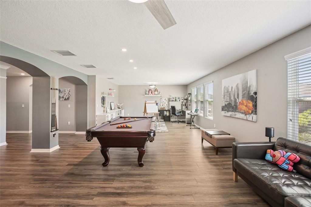 Billiard Table, Game Room, Interior, Recessed Lighting, Wood Texture Flooring