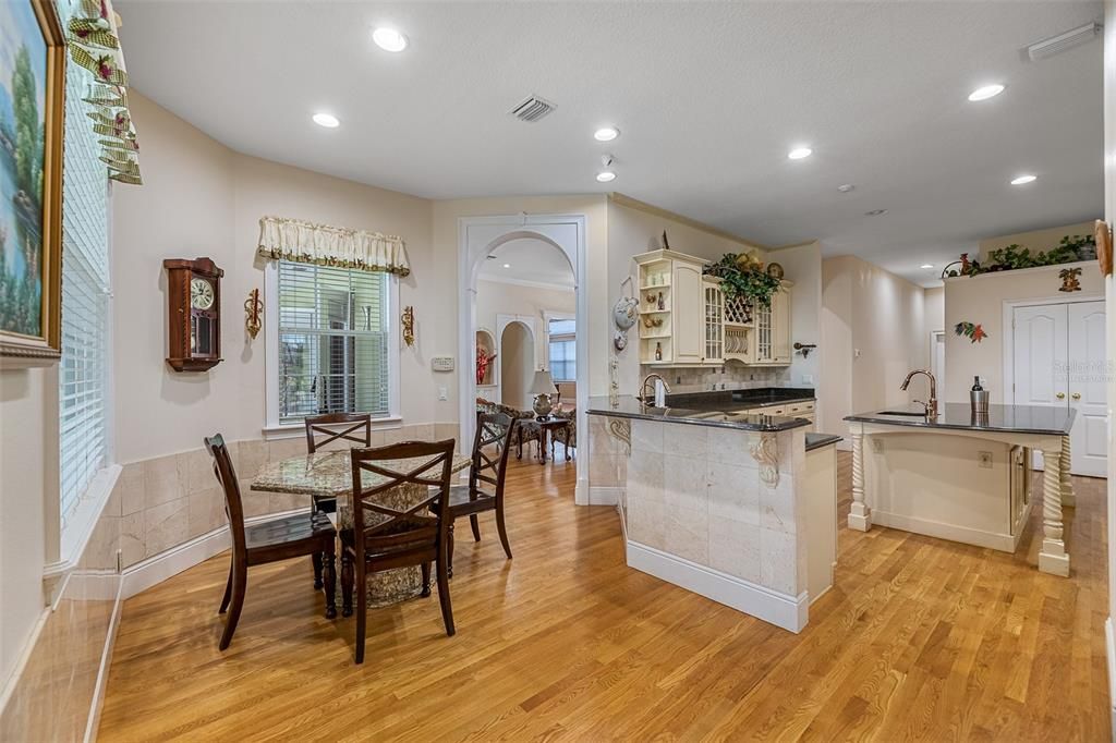 Dining room, Interior, Kitchen, Recessed Lighting, Wood Texture Flooring