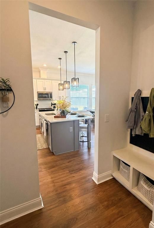 Dining room, Interior, Kitchen, Pendant Lights, Recessed Lighting, Wood Texture Flooring