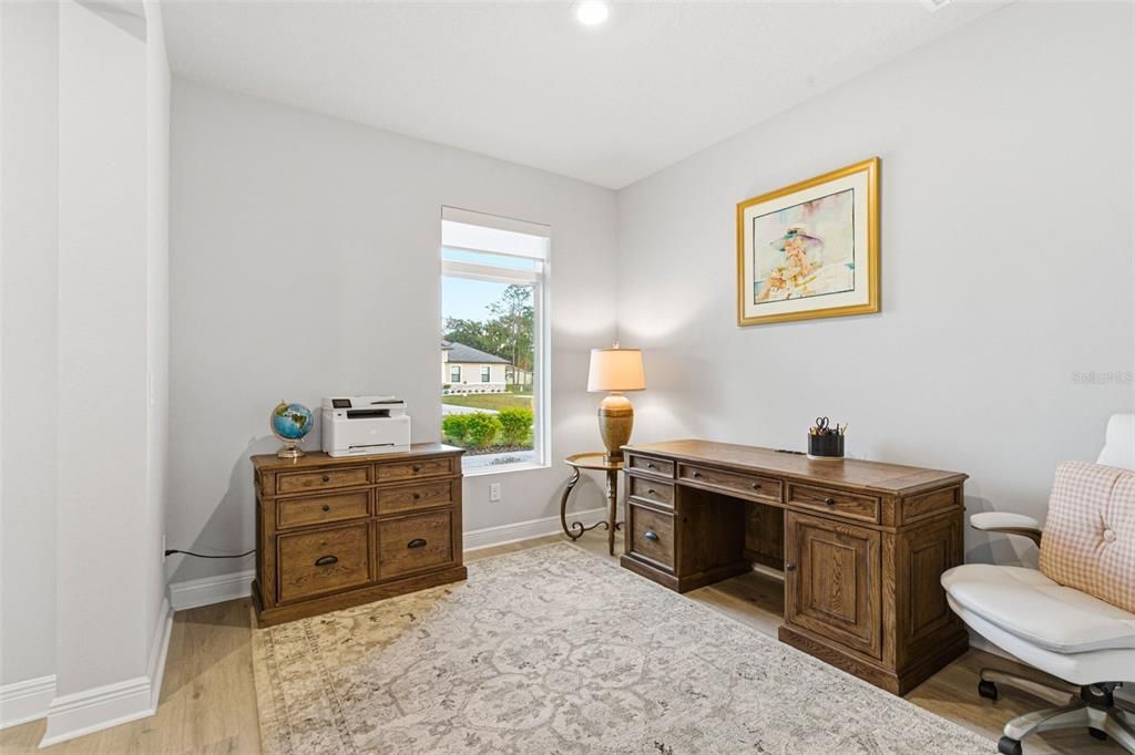 Home Office, Interior, Recessed Lighting, Wood Texture Flooring