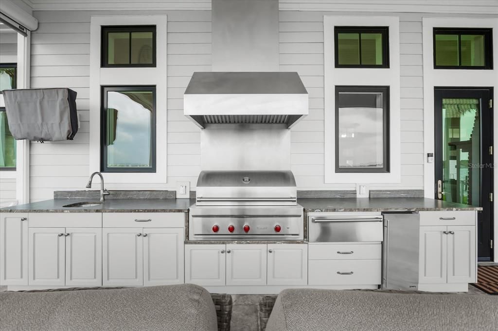 Exterior, Outdoor Kitchen, Stainless Steel Appliances