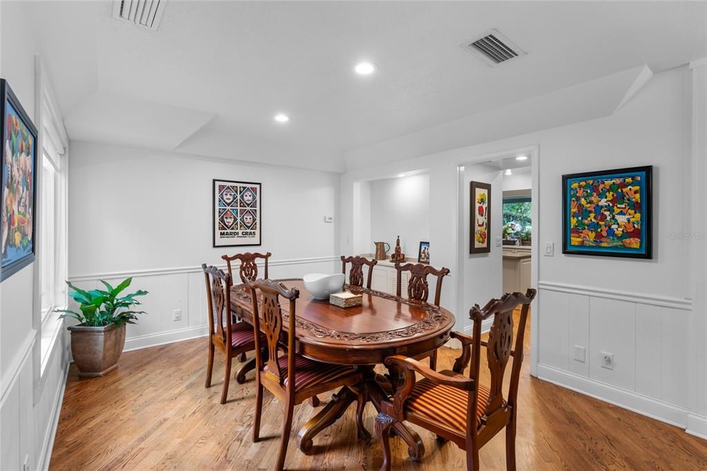 Dining room, Interior, Recessed Lighting, Wood Texture Flooring