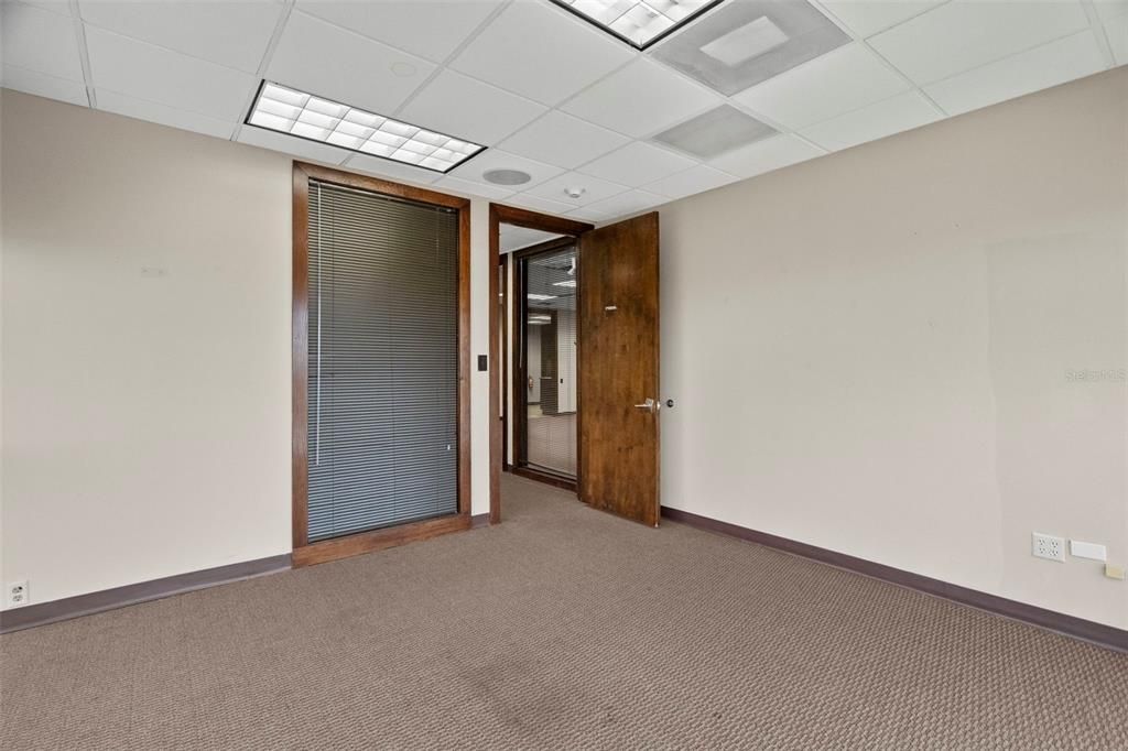 Elevator, Empty room, Interior, Recessed Lighting