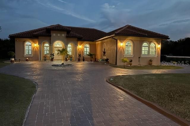 Backyard, Exterior, Facade, Mediterranean