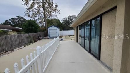 Detached Garage, Exterior