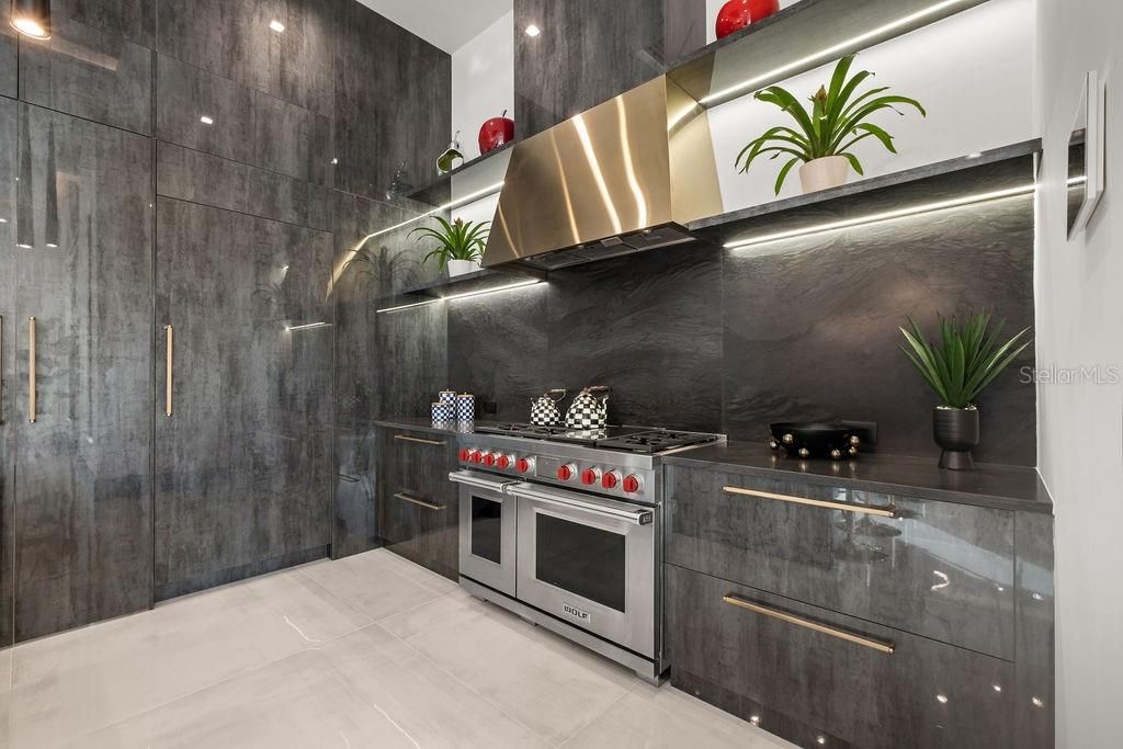 Interior, Kitchen, Stainless Steel Appliances