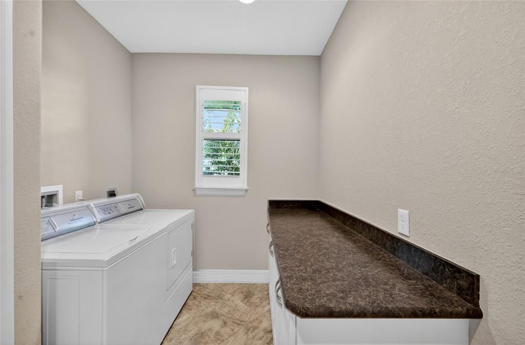 Interior, Recessed Lighting, Washer