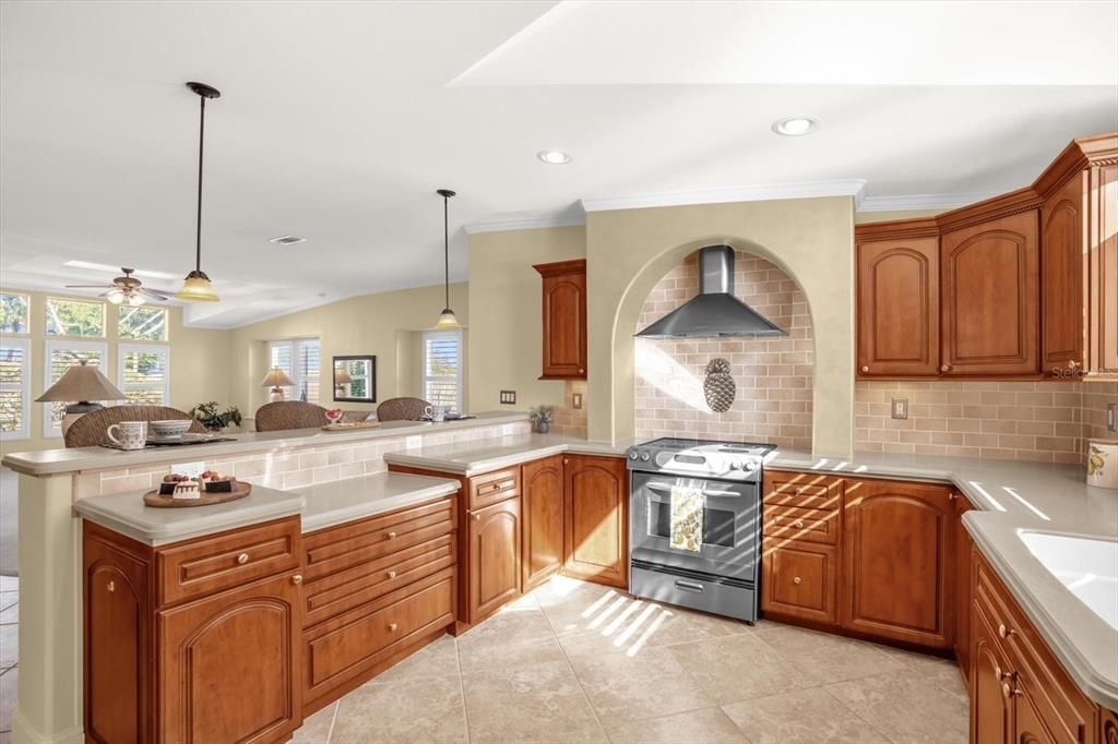 Interior, Kitchen, Pendant Lights, Recessed Lighting, Stainless Steel Appliances