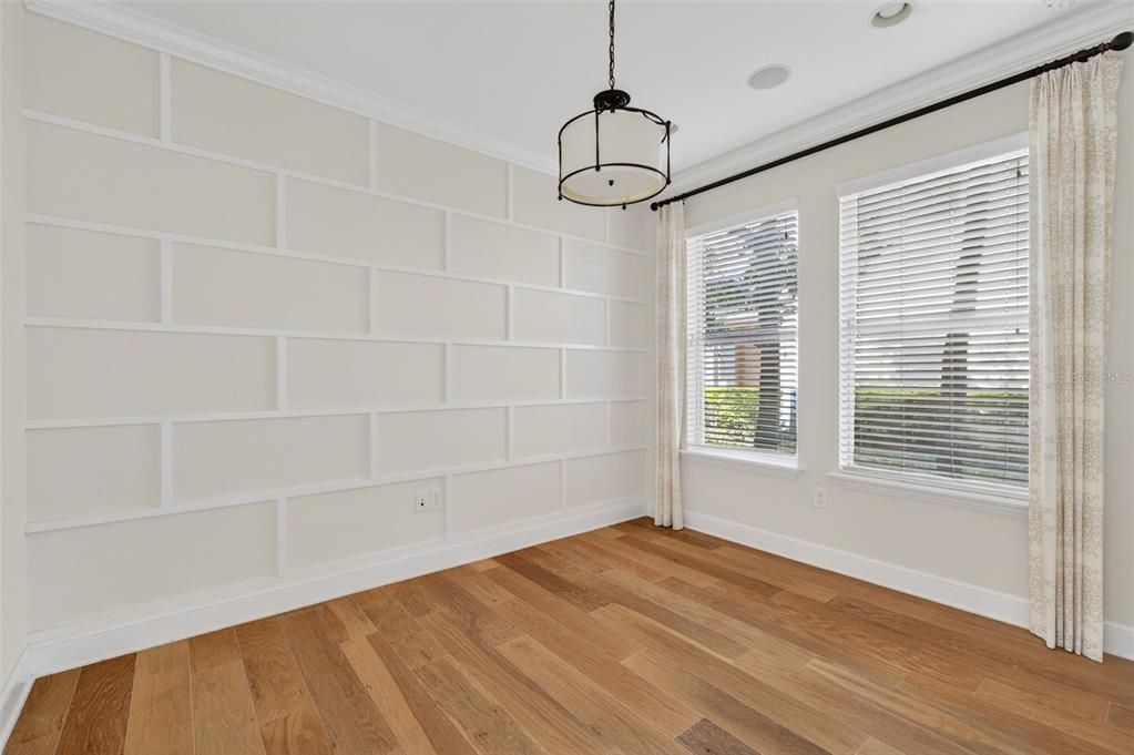 Empty room, Interior, Pendant Lights, Wood Texture Flooring