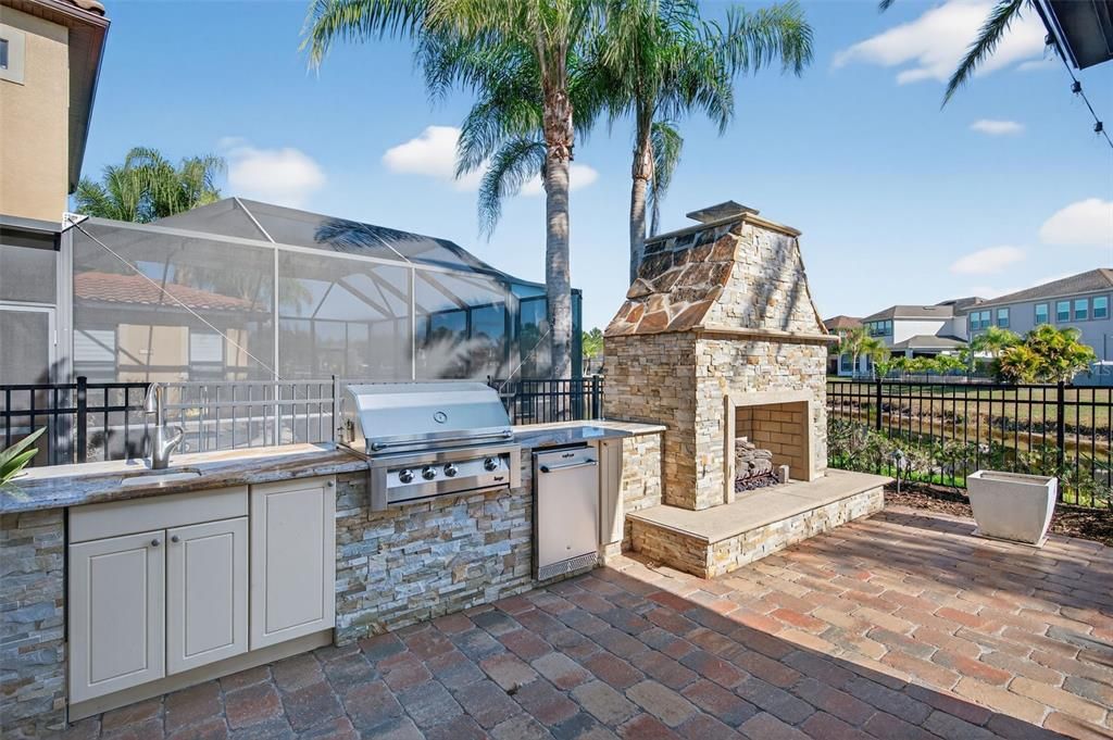 Exterior, Fireplace, Outdoor Kitchen