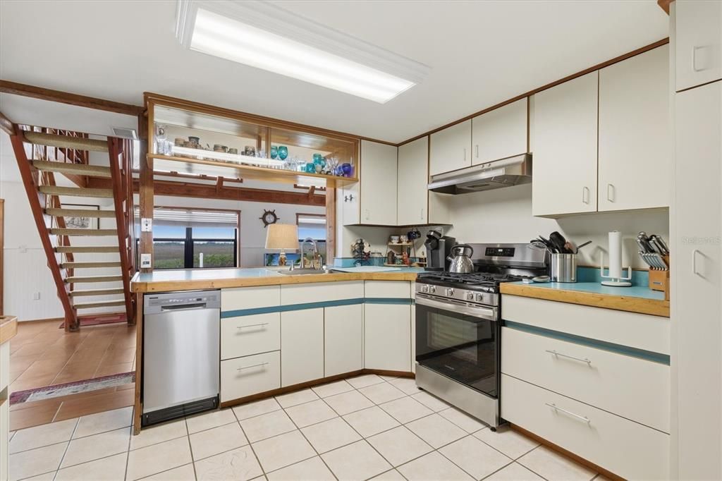 Interior, Kitchen, Stainless Steel Appliances