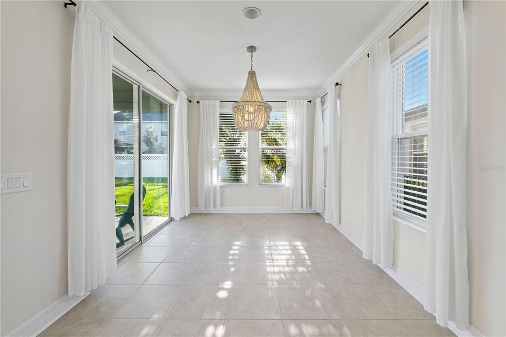 Chandelier, Empty room, Interior