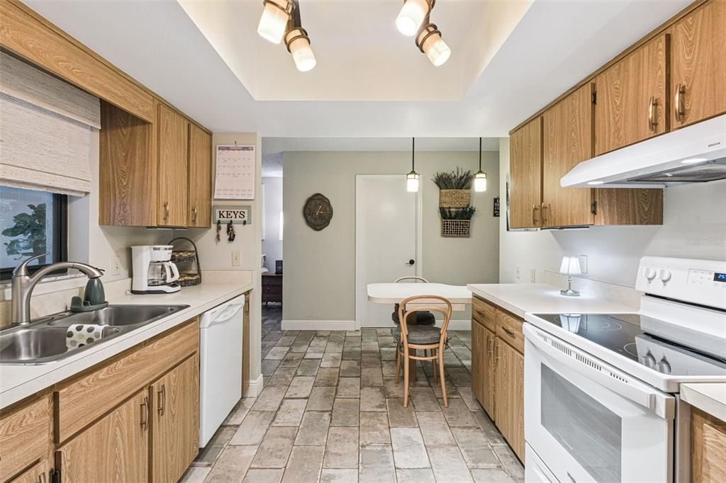 Interior, Kitchen, Pendant Lights