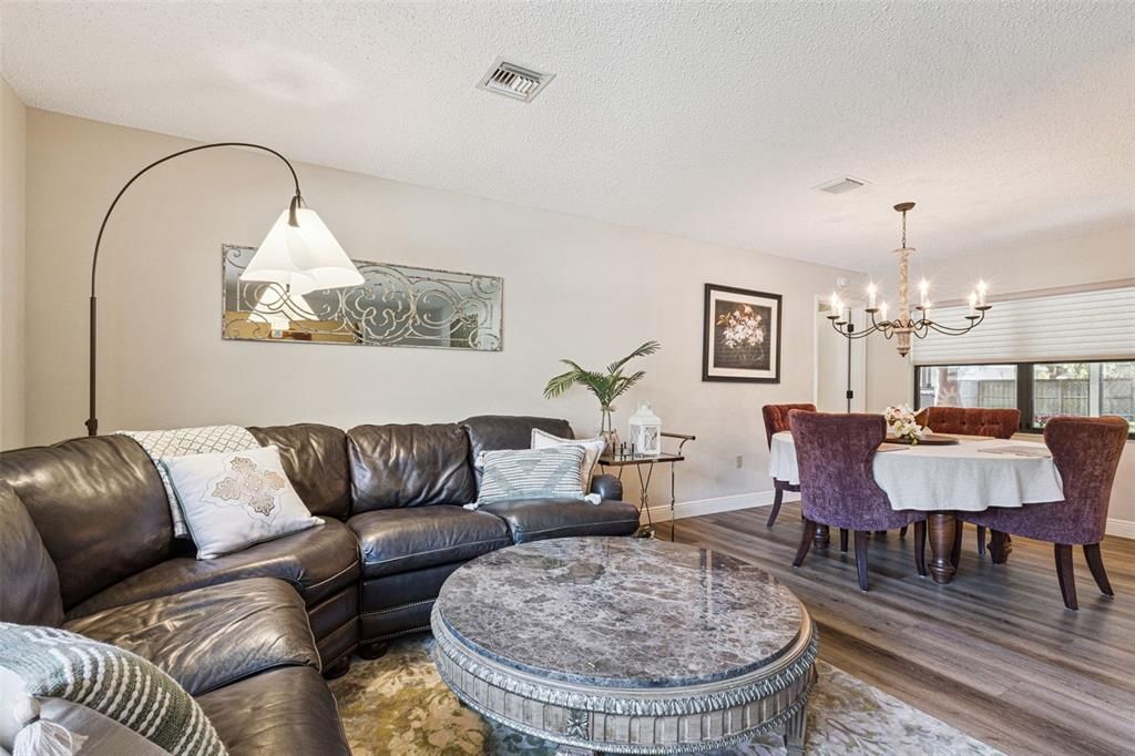 Chandelier, Dining room, Interior, Living room, Wood Texture Flooring