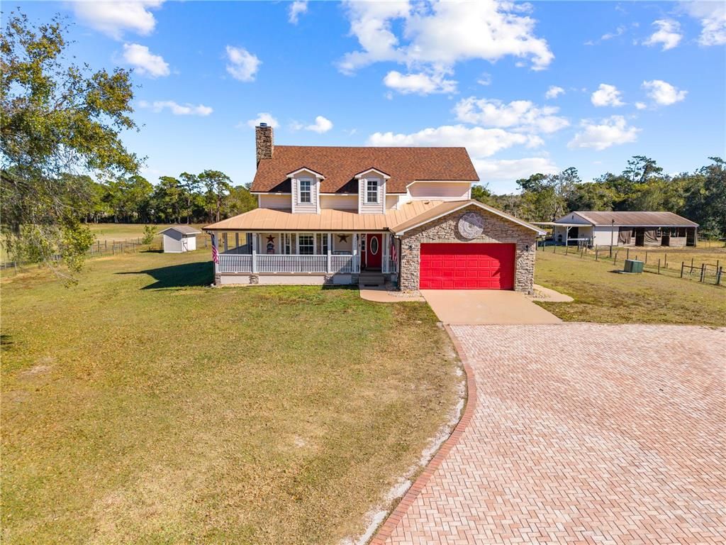 Backyard, Detached Garage, Exterior