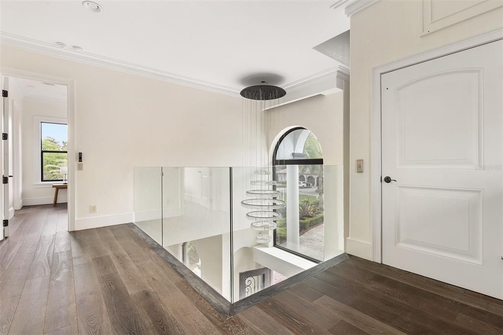 Interior, Pendant Lights, Wood Texture Flooring