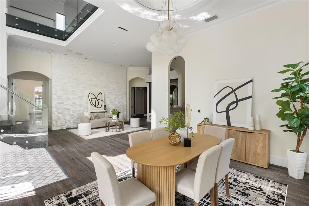 Dining room, Interior, Living room, Pendant Lights, Recessed Lighting, Wood Texture Flooring