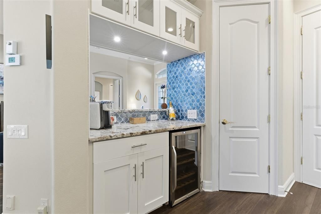Bathroom, Interior, Recessed Lighting, Wood Texture Flooring