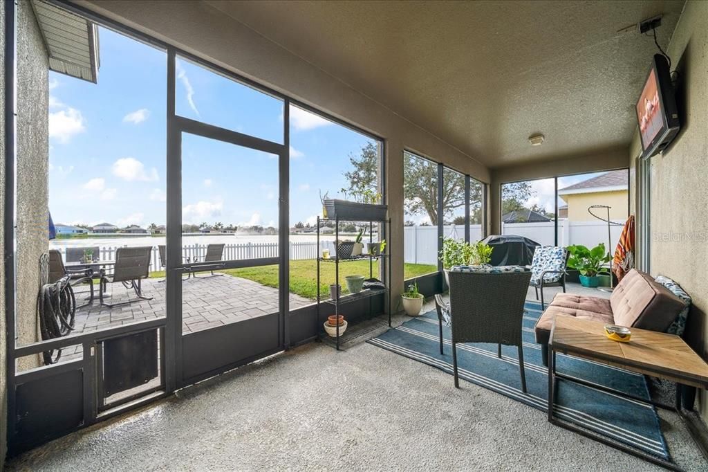 Interior, Sun Room, Water