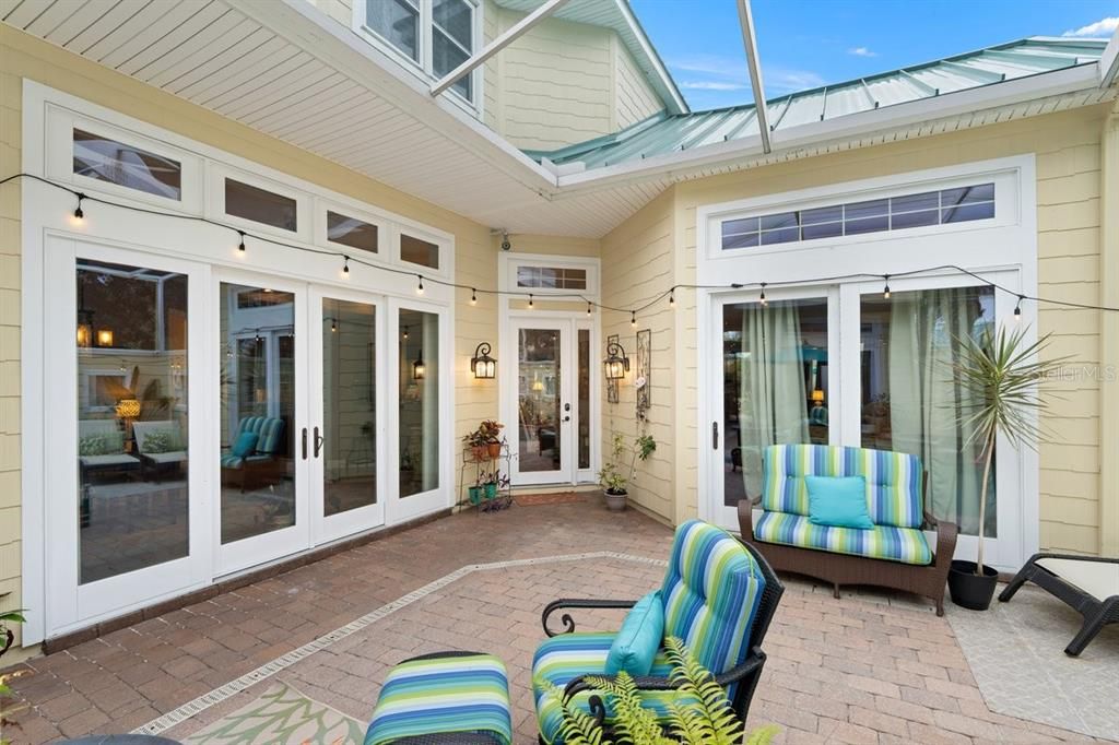 Exterior, Glass Ceilings, Sun Room