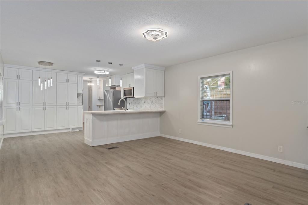 Interior, Kitchen, Pendant Lights, Wood Texture Flooring