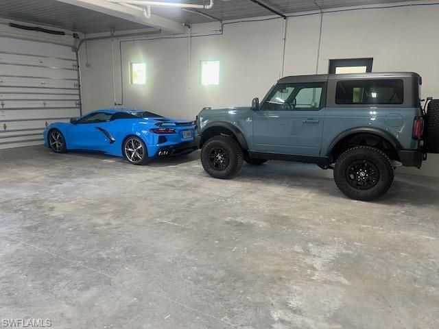 Garage, Interior