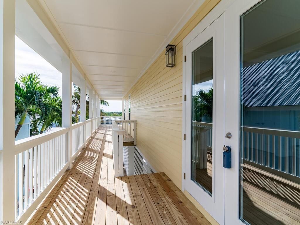 Exterior, Wood Texture Flooring