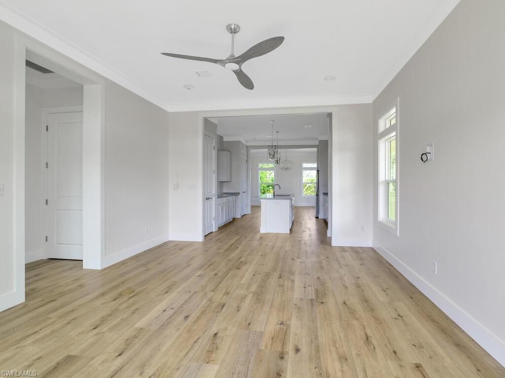 Empty room, Interior, Pendant Lights, Wood Texture Flooring