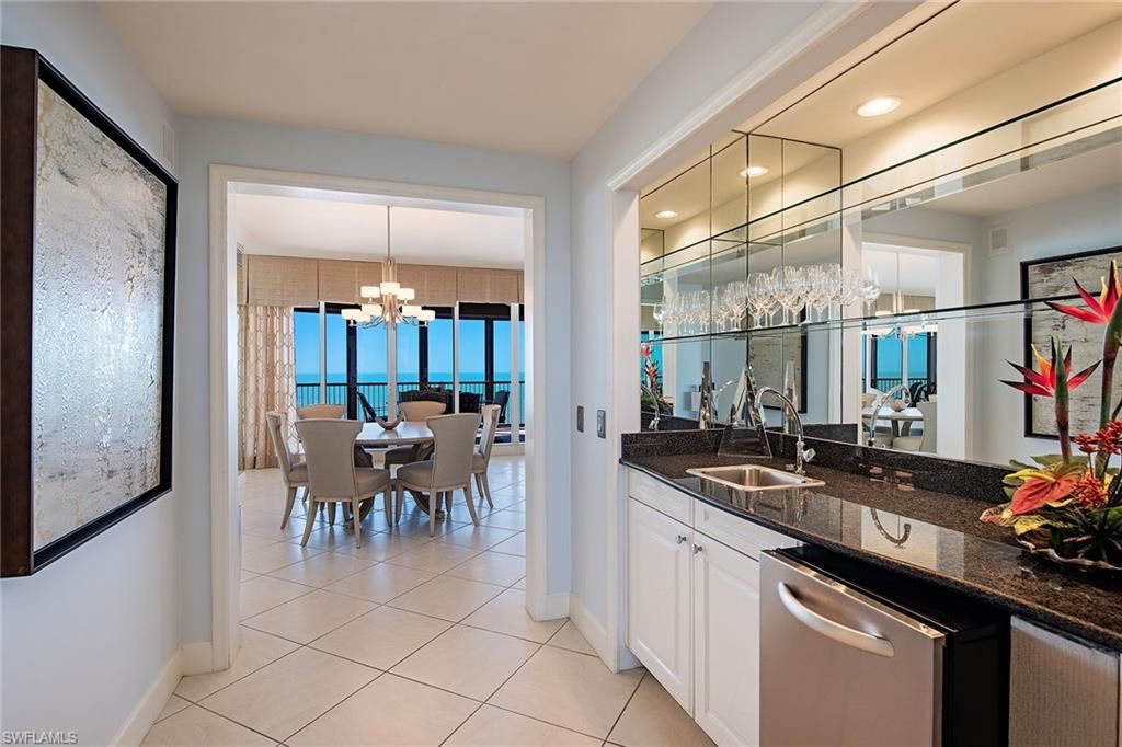 Chandelier, Dining room, Interior, Recessed Lighting