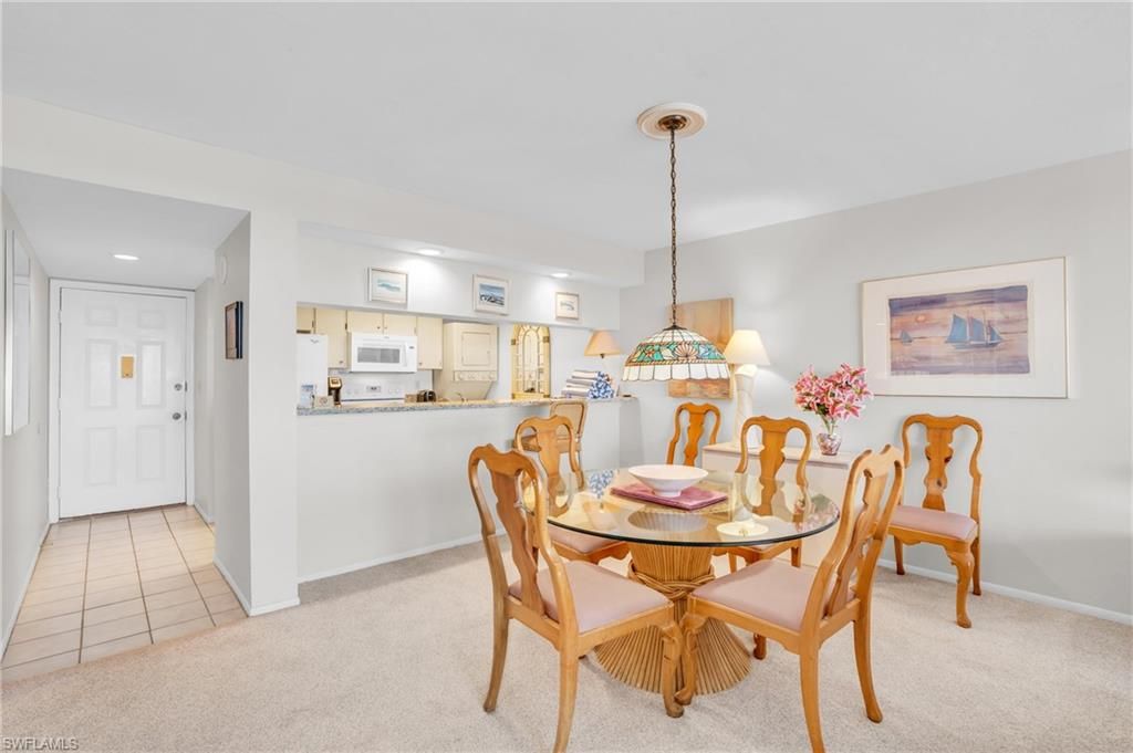 Dining room, Interior, Kitchen, Pendant Lights, Recessed Lighting