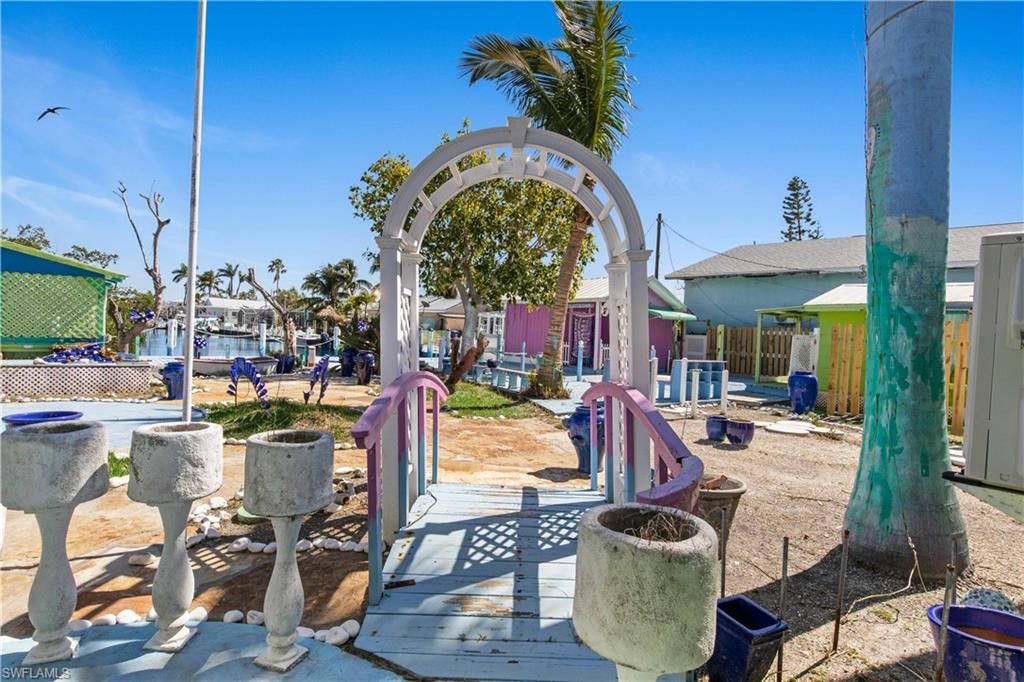 Backyard, Exterior, Playground