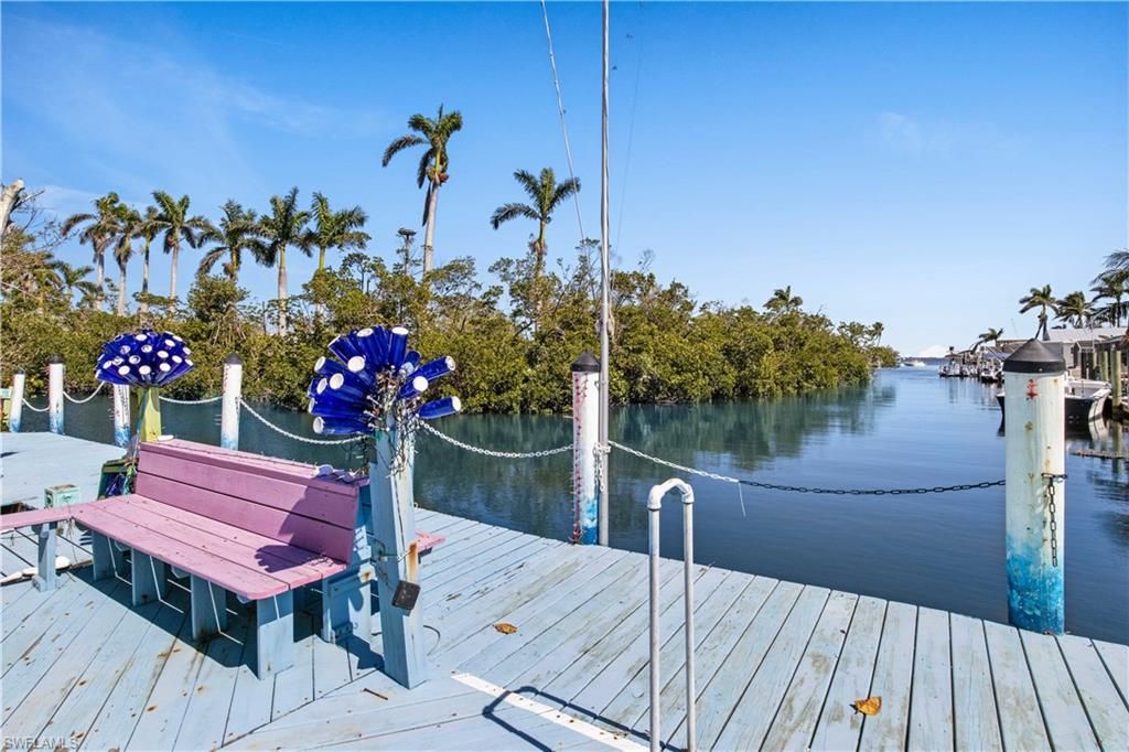 Exterior, Pool, Water