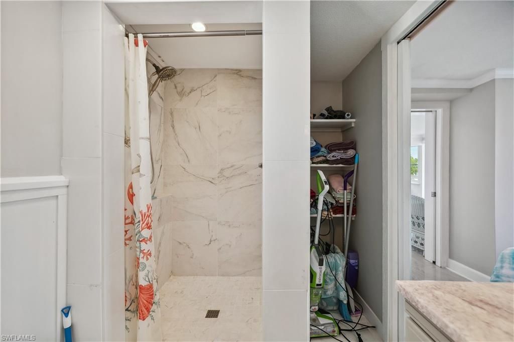 Bathroom, Interior, Marble Walls